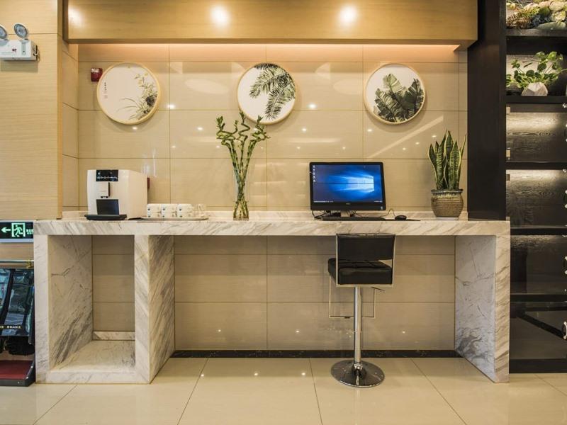 Vatica Xuzhou High Speed Railway Station Hotel Exterior foto